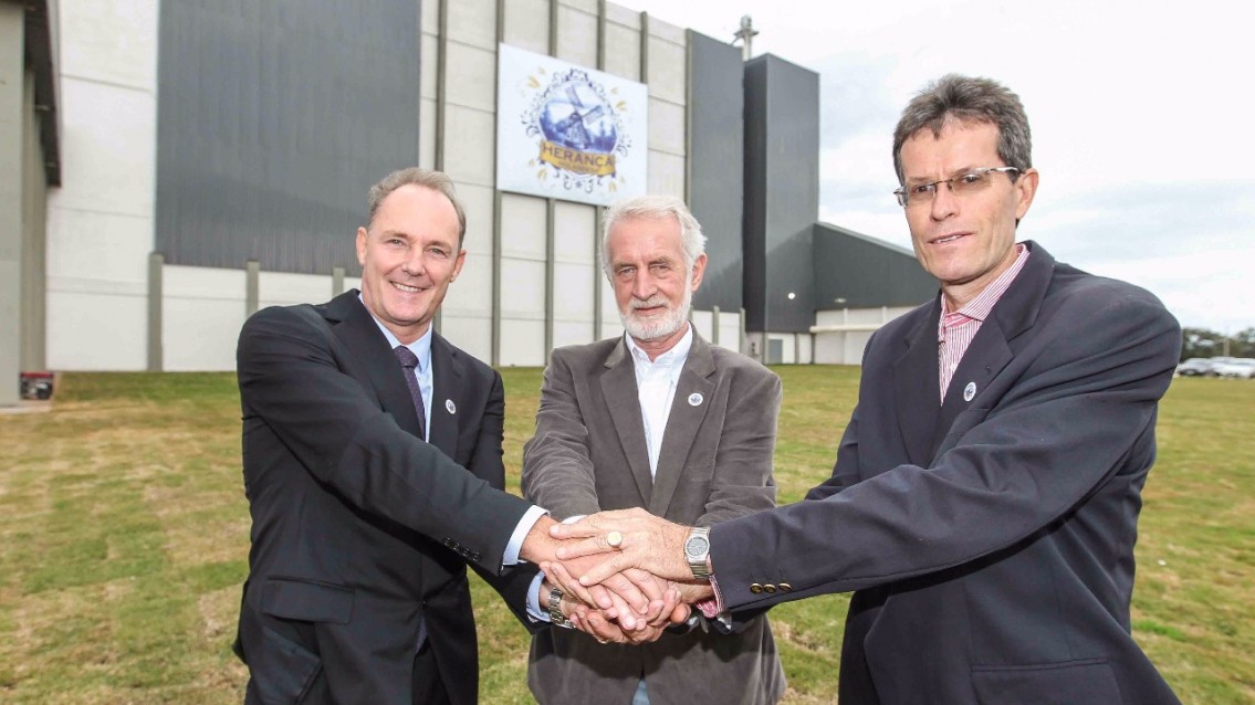 Frísia, Castrolanda e Capal lançam a Unium