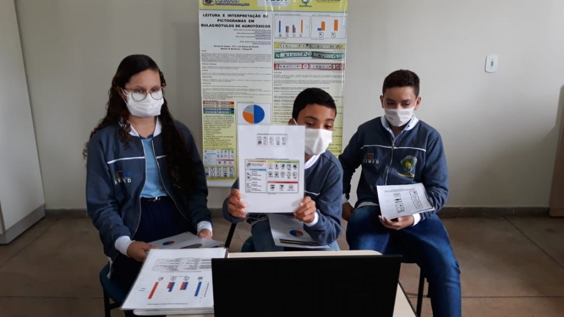 Alunos  de Buritirana recebem primeiro pagamento de bolsa científica