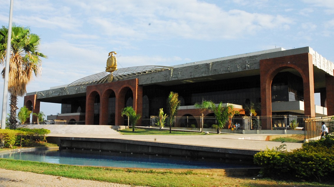 Governo do Estado paga salários dos servidores nesta quarta