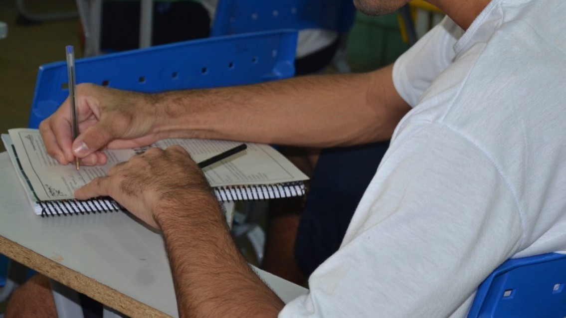 Detentos fazem exame do ENEM no Tocantins