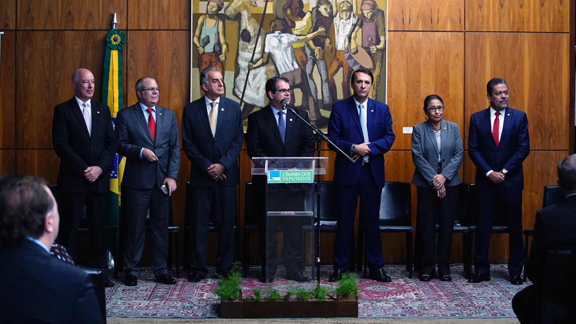 Frente Parlamentar aumenta representatividade da odontologia Frente Parlamentar aumenta representatividade da odontologia
