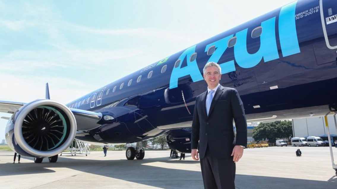 Embraer entrega novo avião para Azul Linhas Aéreas